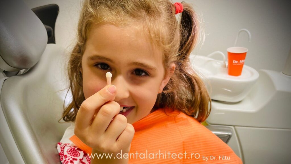Copil în cabinetul stomatologic DENTAL Arhitect
