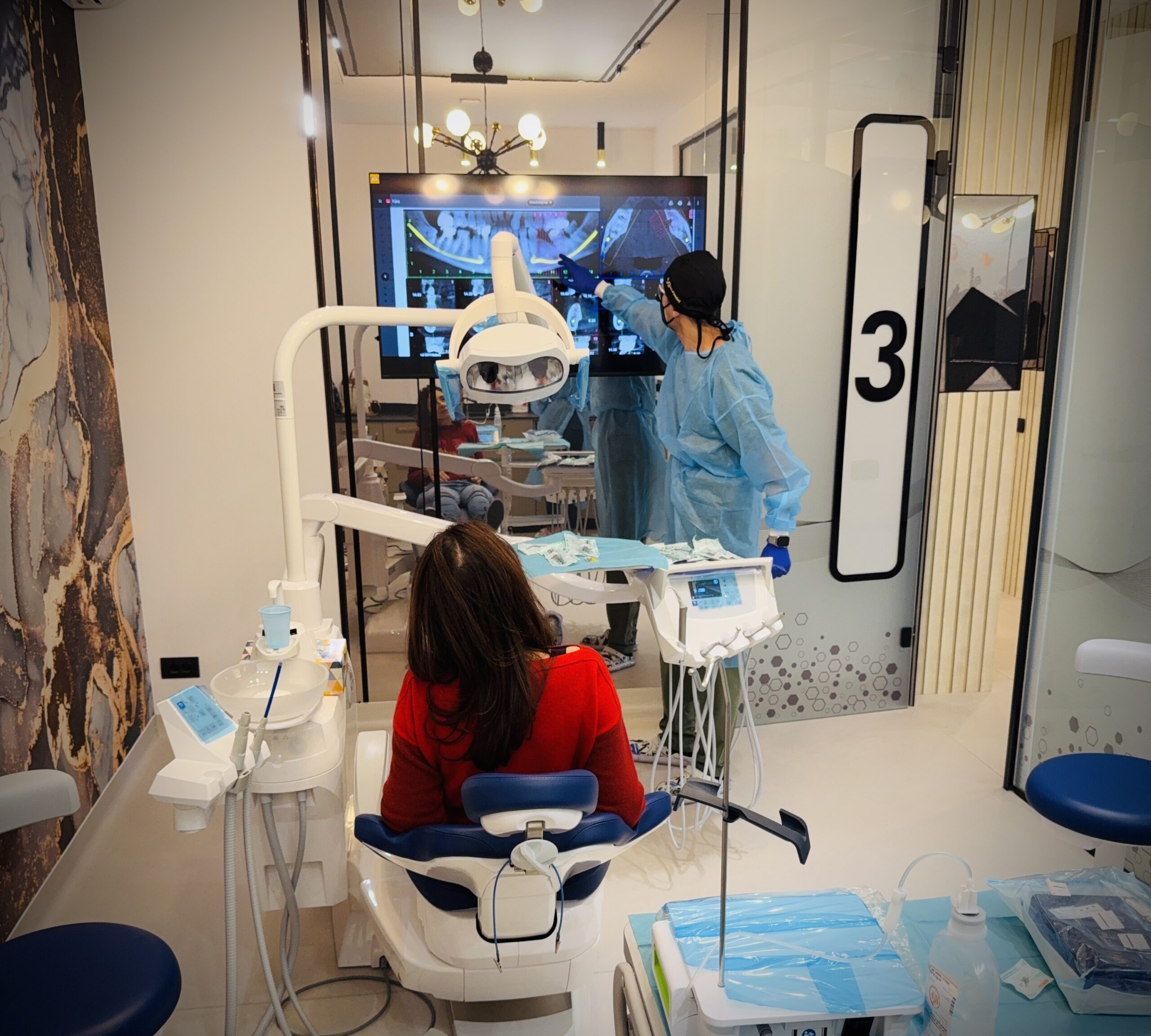 Sistem de implant dentar INNO